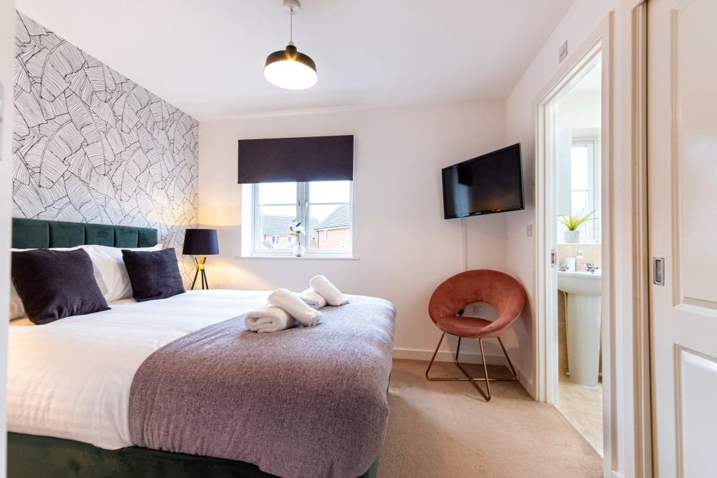 3 Bedrooms, 2.5 Bathrooms – Peterborough