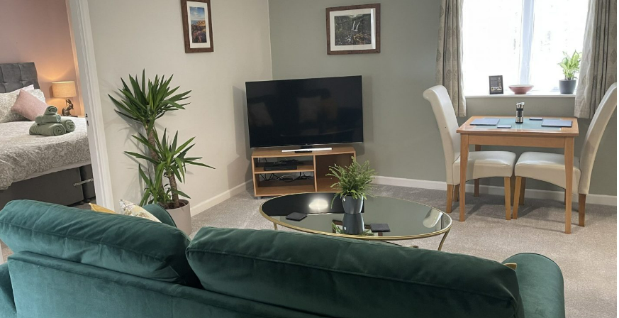 1 Bedroom (2 Beds), 1 Bathroom Cottage – Truro, Cornwall, England, UK