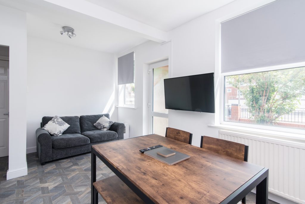 2 Bedroom, 1 Bathroom Apartment – Beeston, Nottinghamshire, England, UK