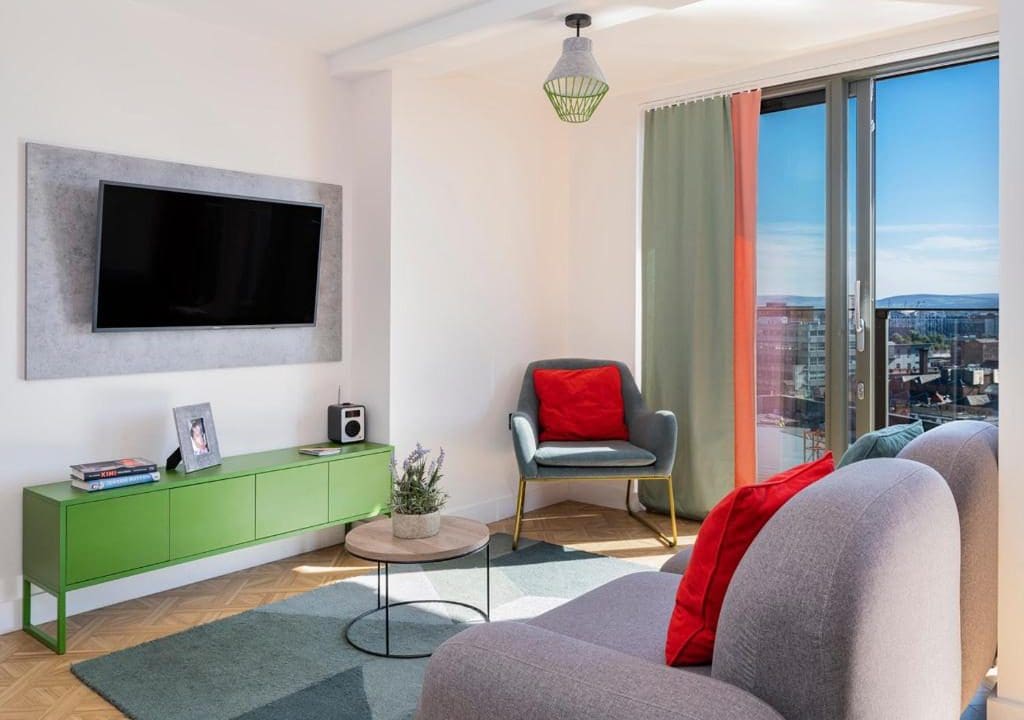 5 Bedrooms (5 Beds)|1 Bath - Manchester|Greater Manchester|England|UK|225448433|225458913|225444967|260563590|225458253|225444969|169451495|225458104|169451334|225457632|225458817|169451693|225458582|169226889|169227023|225458660|225444946|169223069|169451567|225448462|169451766|225458731|169225581