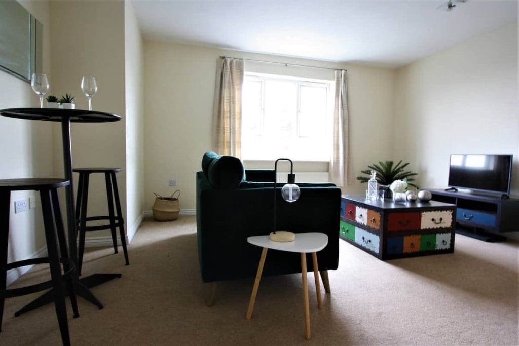 2 Bedroom, 1 Bathroom Apartment – Nottingham, Nottinghamshire, England, UK