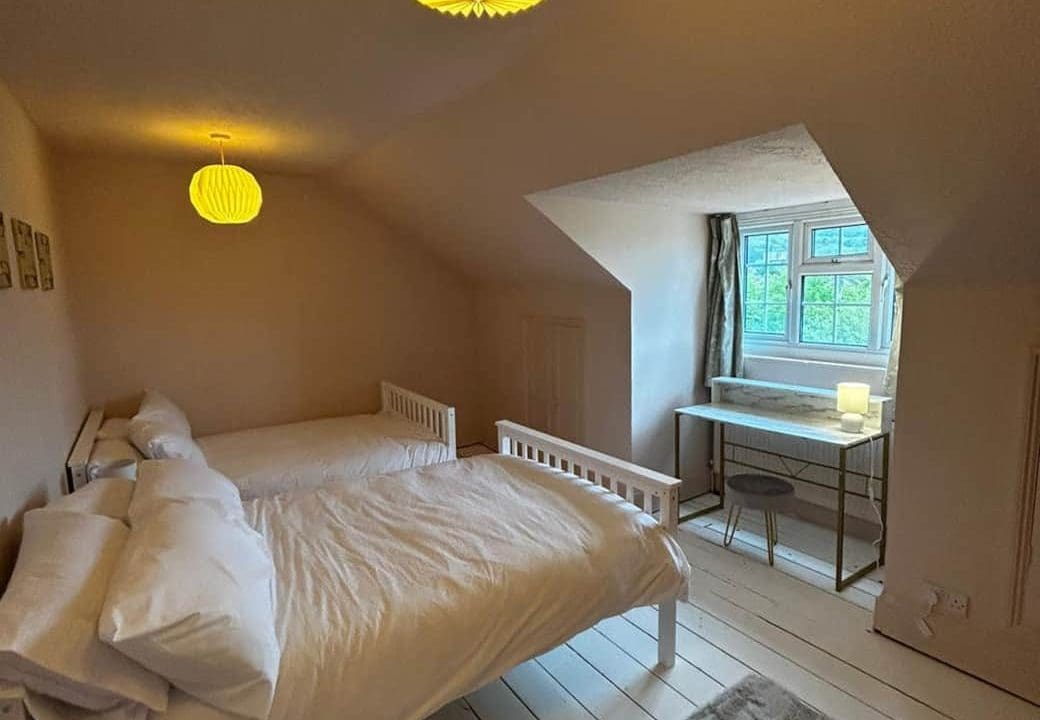 8a702974-9e76-467f-bfc5-b6eee2299248