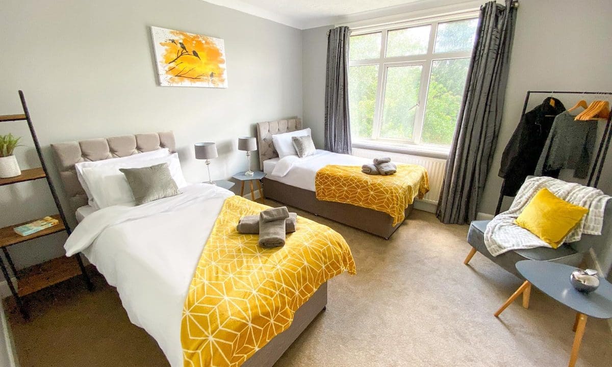 07b8661a-c2e2-46a1-8771-aa9f5b367857[1]