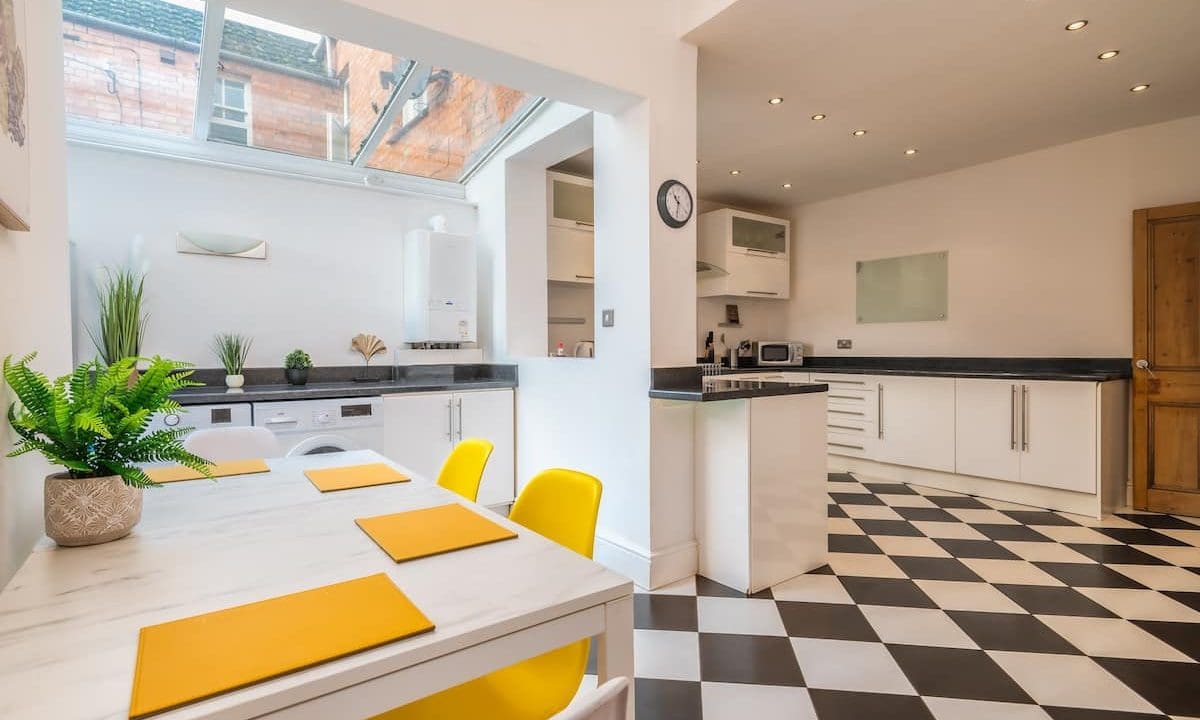 9e711b03-4a54-410e-b7a1-b2278f786c35[1]