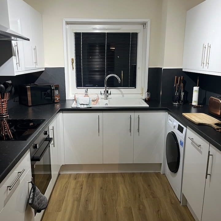 ae9e97bf-b22e-41cd-a702-32b77ee29f61[1]