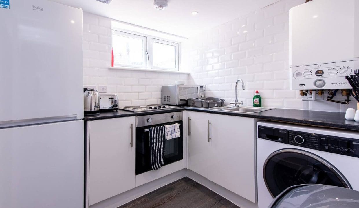 6ea43c15-781c-4d47-b832-8bcf48bd5c13