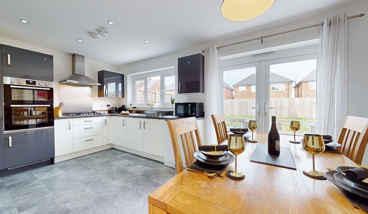 25-Grayling-Ave-10112023_080053