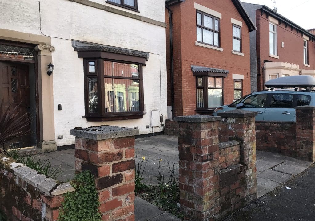 6712417aabc32472c9e9ca3ae59cbe128886f8a1a4e5aacdff245ff9242cf7cb-da58c6e8a4_v0_w1024xh0_rDEF[1]