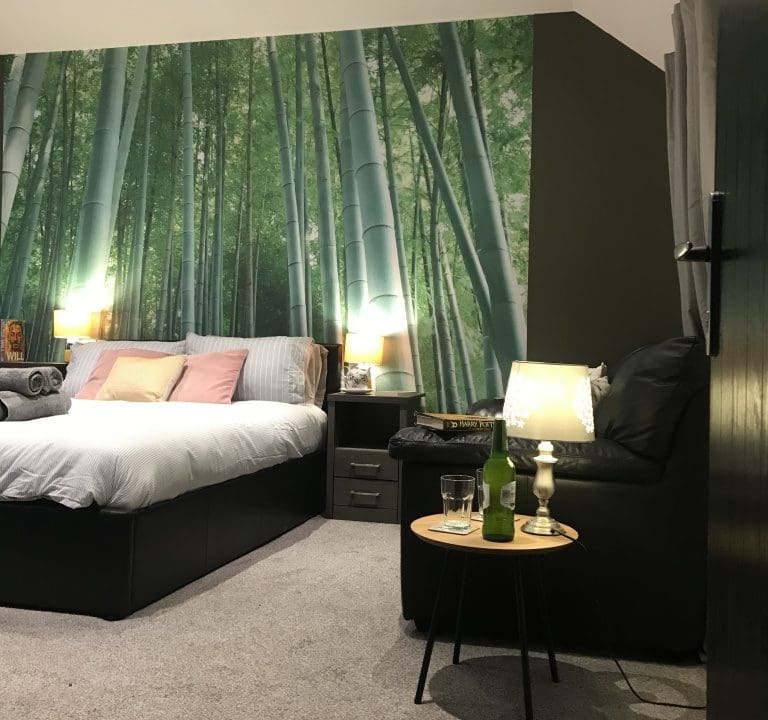 7562edec0216b498486794f3b9434ae0a653b4d13ee5518c90597283d21d034d-2ccc04d114_v0_w1024xh0_rDEF[1]