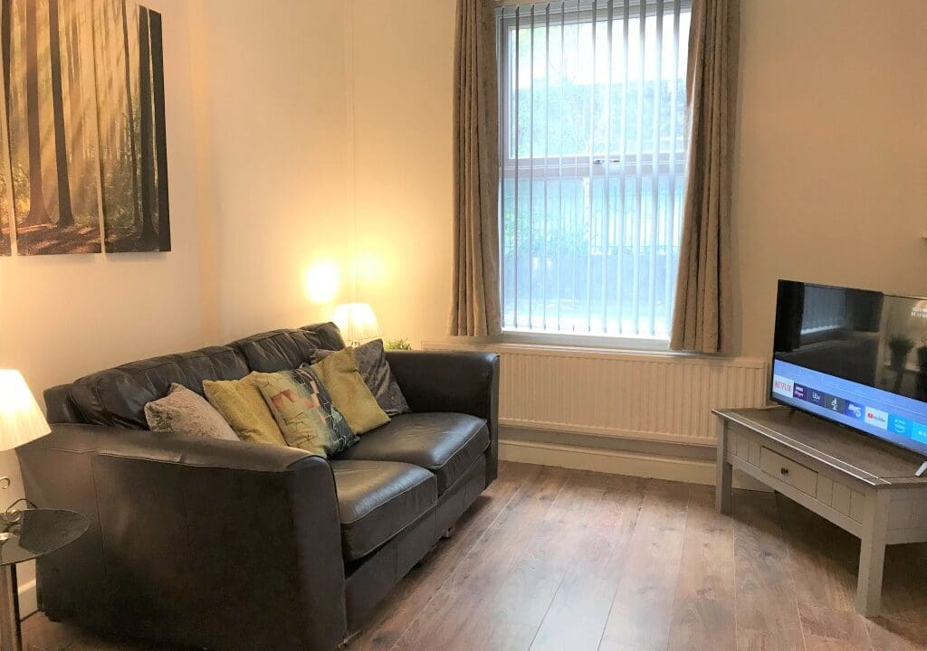 86f5c502e851fb3b2df043bbf0dd449ab4847171447650c2fa9ed51621ab2f53-4a22cccb15_v0_w1024xh0_rDEF[1]