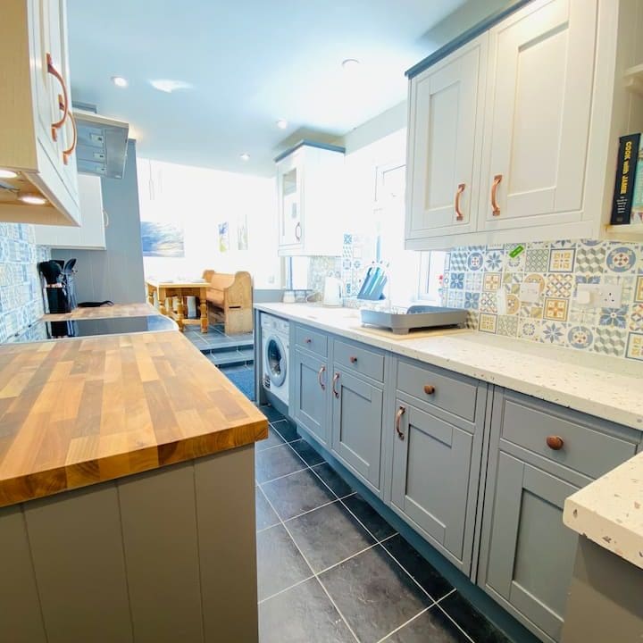 836d9dca-96d4-4f4f-9d2c-fb1f8f83a7b2[1]