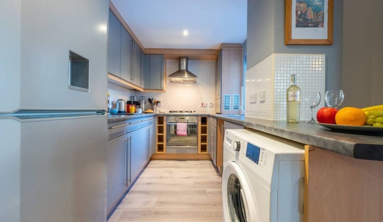 fa32c77d-0a70-4834-837f-c9827273029d