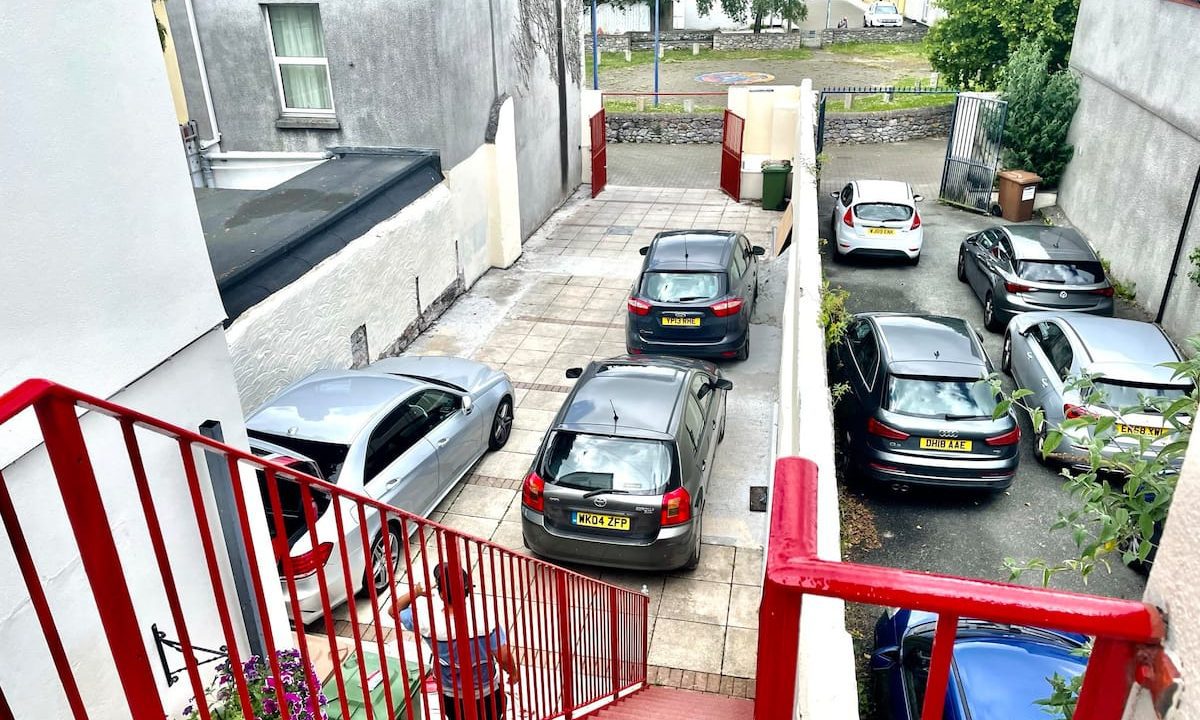 0fb50fb6-73e9-4a93-8fbc-0b52c09e52d6[1]