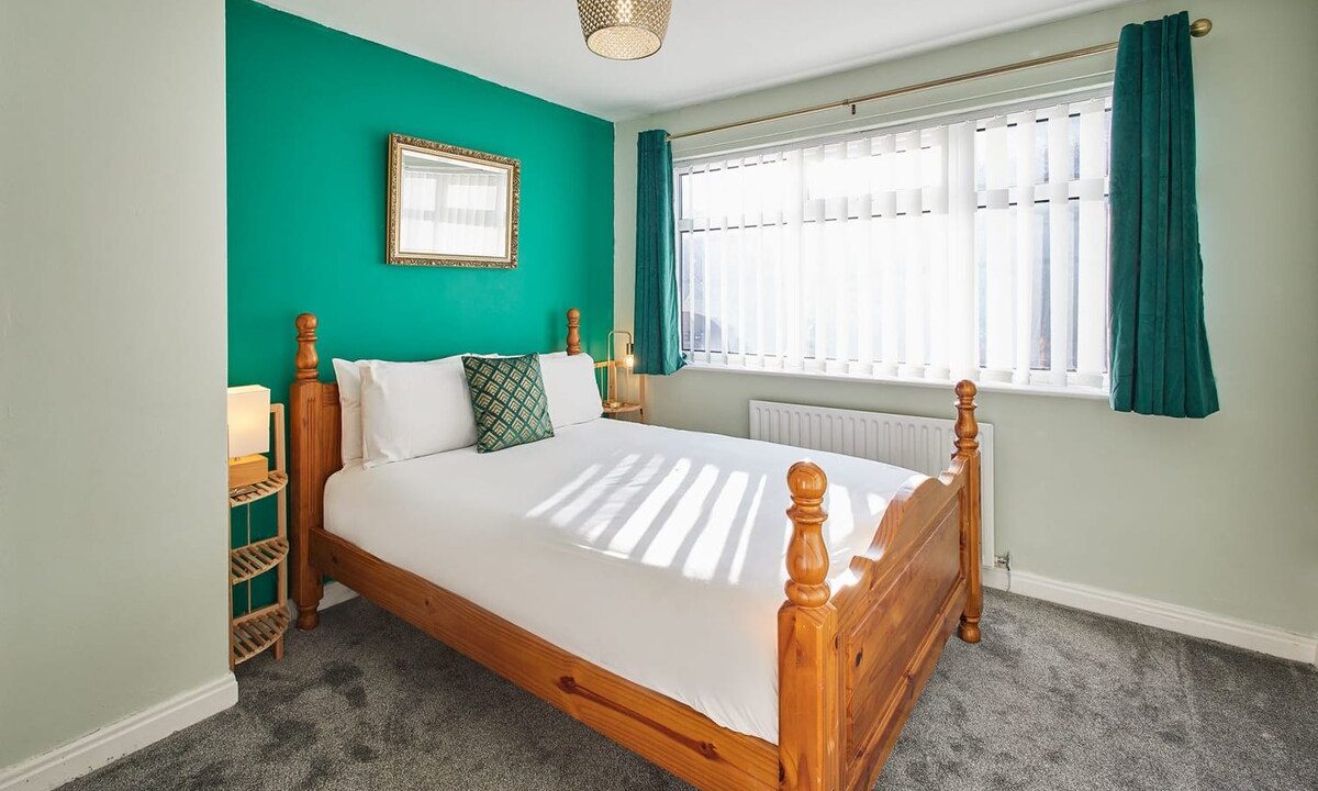 original_1072354110436534414_1823856371[1]