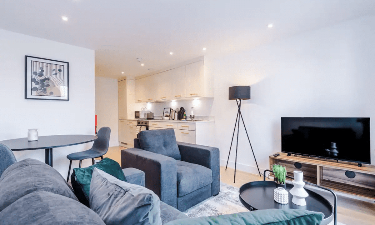 cf29c238-4bed-471c-909c-73402a292473