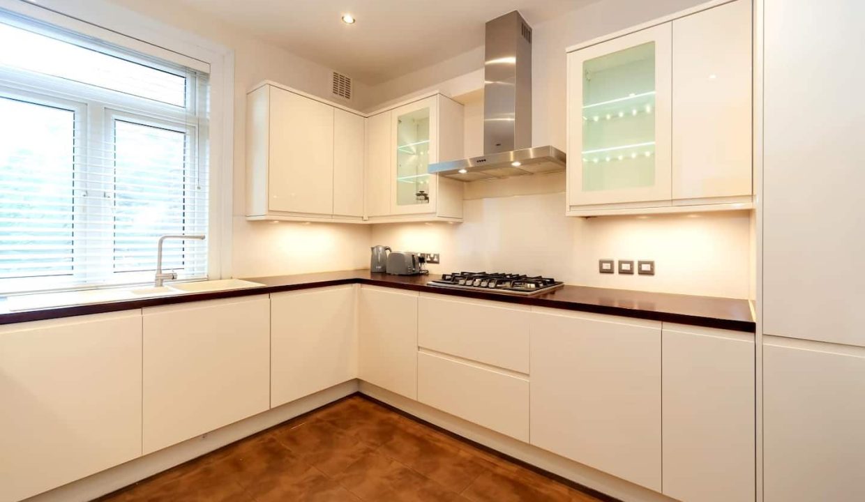 6e5a0c50-e885-4ca0-acd5-2138ebc1bbc0[1]