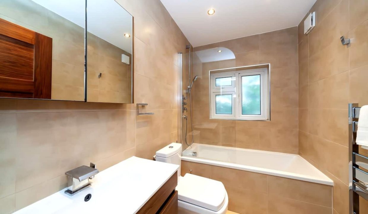 adf70a6e-49d6-4a68-9d3b-a7055e249648[1]