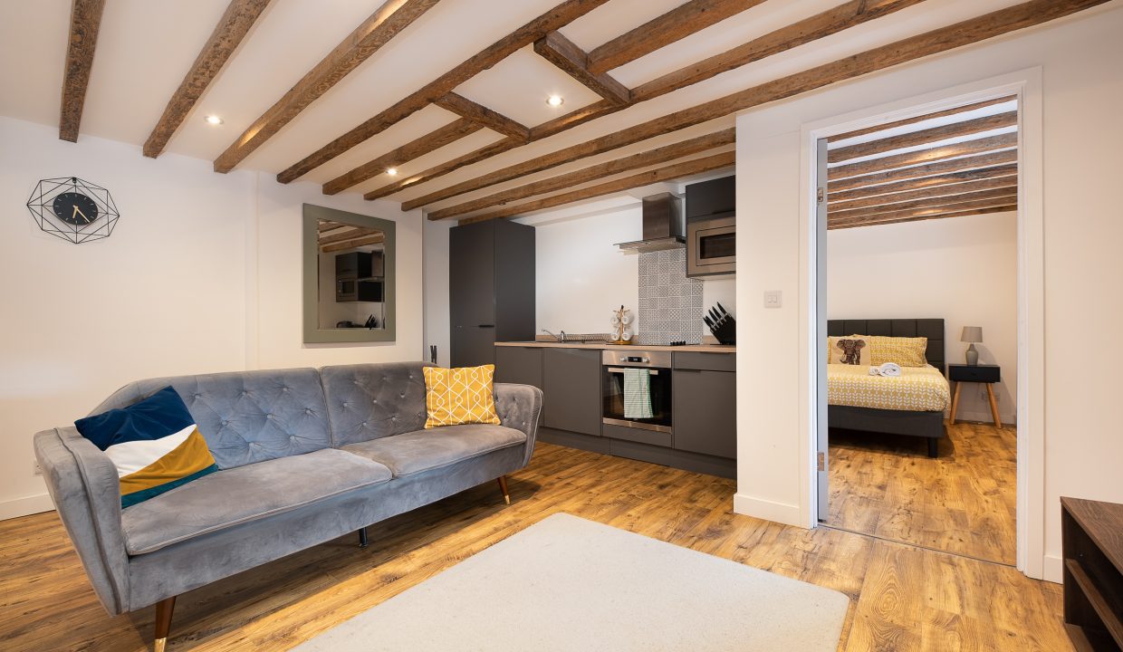 Flat 2 Pepper Alley Banbury_011