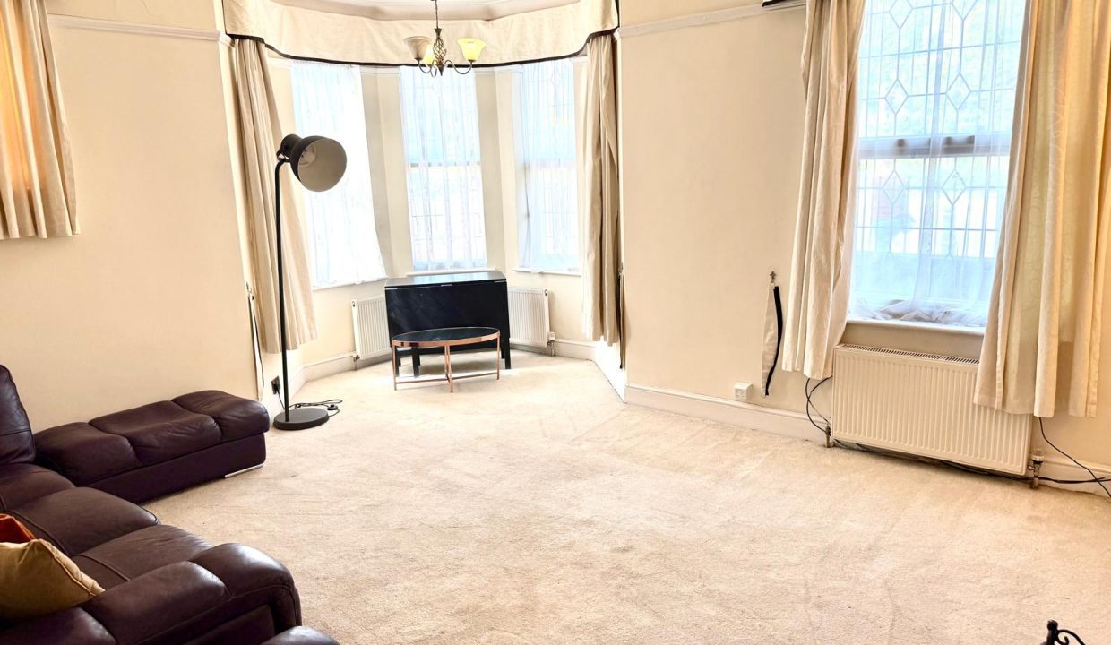 Photo 13-05-2025, 11 37 24