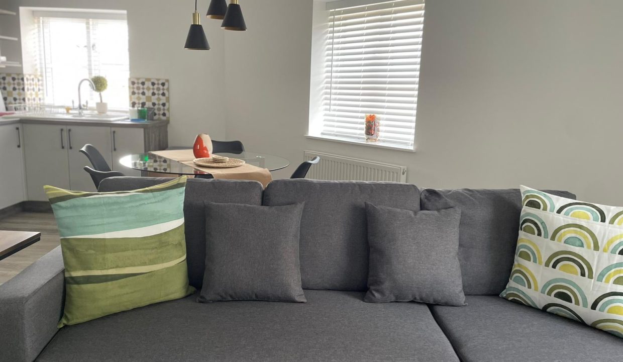 WhatsApp Image 2024-07-17 at 07.39.01 (3)