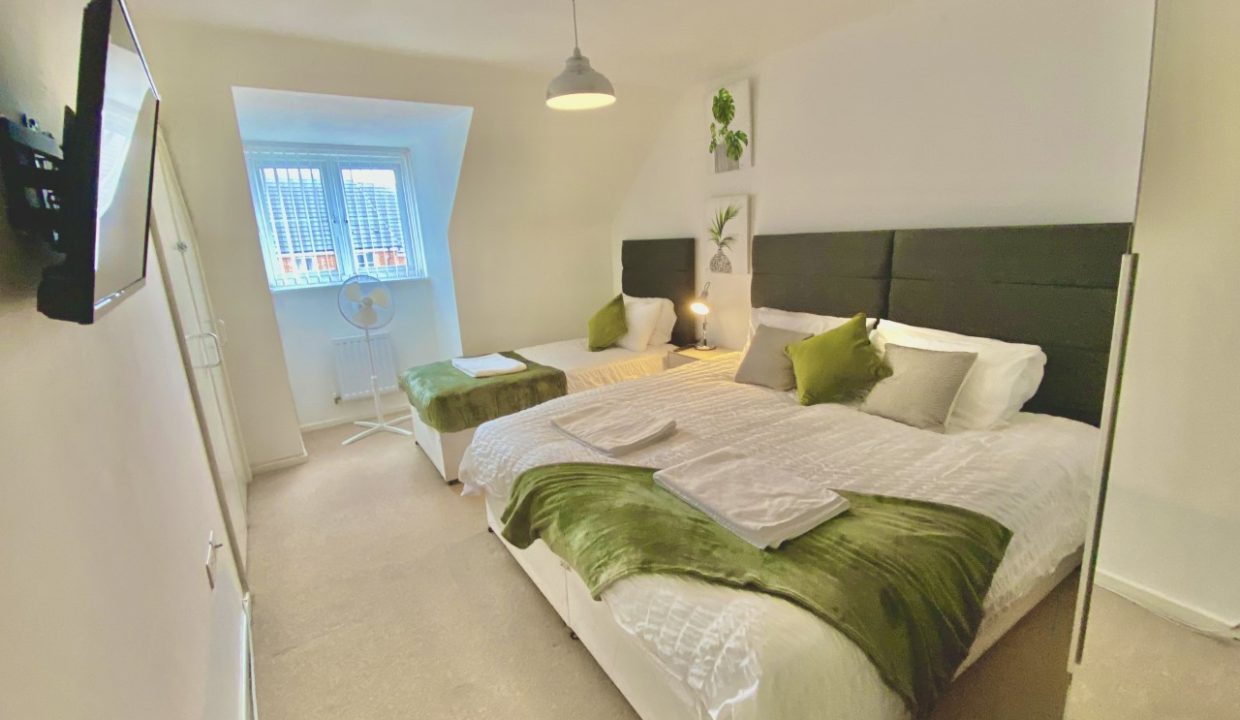 Woodcutter_Hartco_Accommodation_Walsall_Contractors_Bedroom_4g
