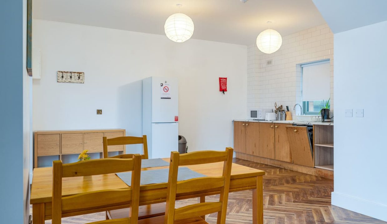 3fea7e56-ad6a-4135-8d80-b71511c1b8b5[1]