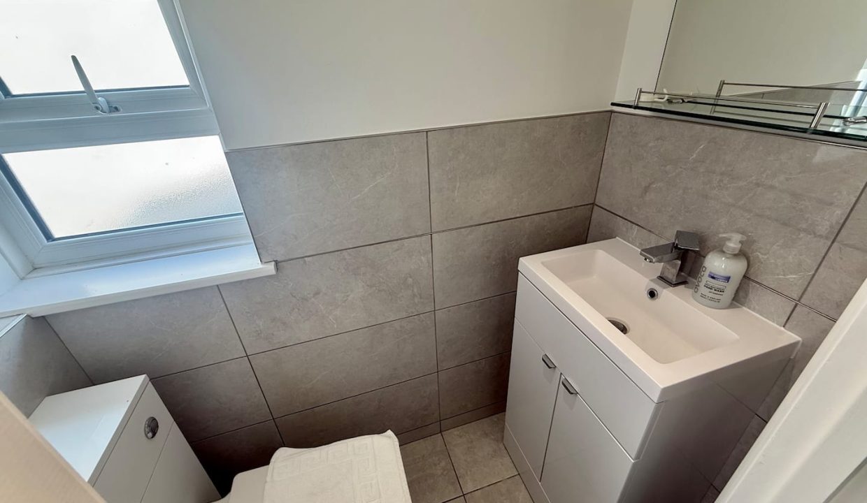 539e03fb-b6a4-44b2-b2d2-bc7518377a2a[1]