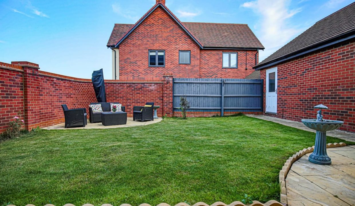 88541-253800-b0rCPD-W4nbDoQZ8rcrdII93VecUjZctBjb6I--0aPlo-65f841d754900