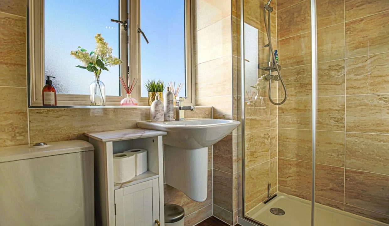 88541-253800-bQCaqlHCe14Q8JprJTmh3E--w8fXpOXzblgT-lvOXyxo-65f841dc41554 (1)