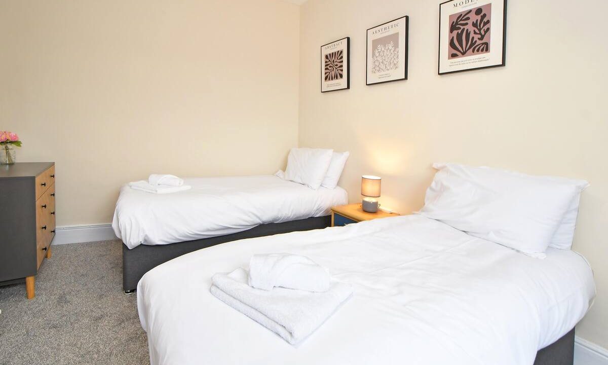 8f073275-2b06-445f-a362-5959cc6ac1ed