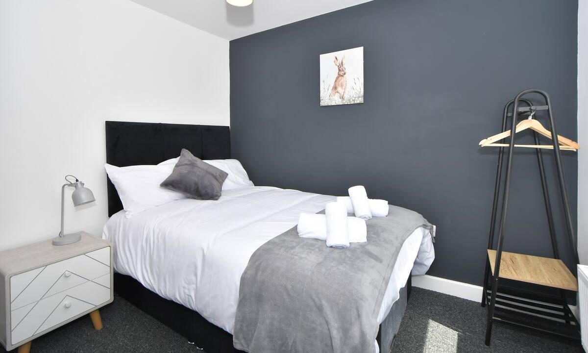 95e330f9-808e-477d-b54e-0fcdbdb731db