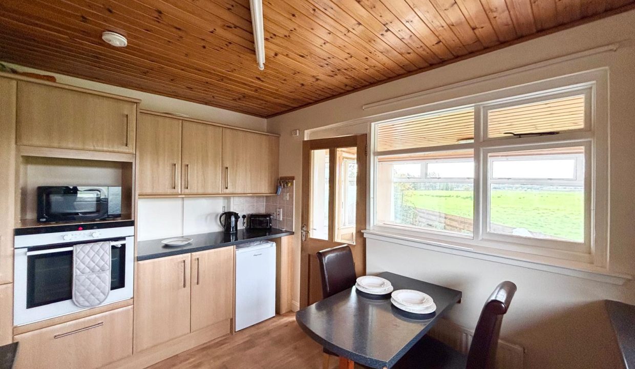 PHOTO-2025-10-05-10-25-41 8