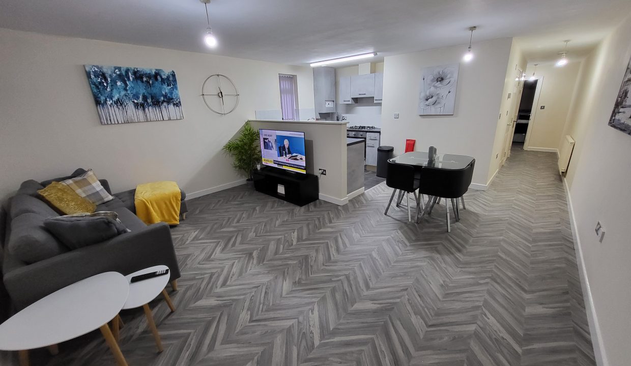 living room and kitchenb