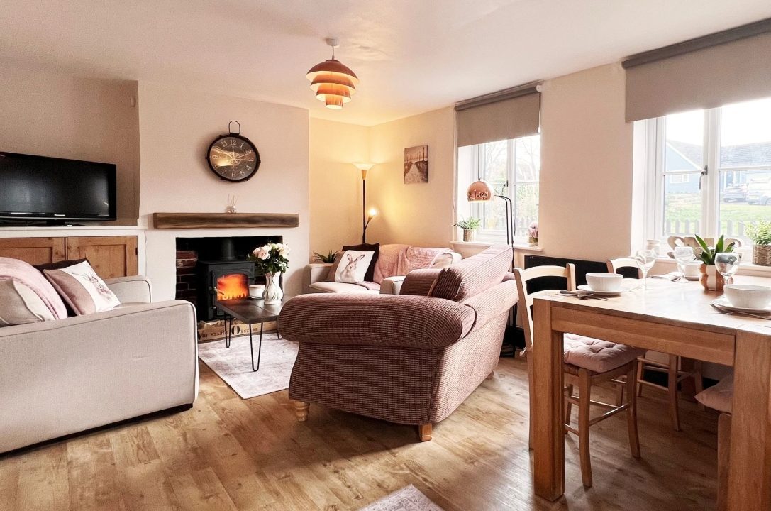 820c1ab9f263e5b1888ca16a1239fa75-full