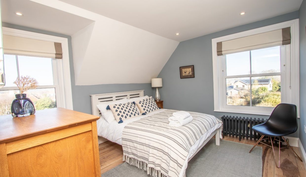 8f43724bcc2ebc546531c5f8aab8937d-full