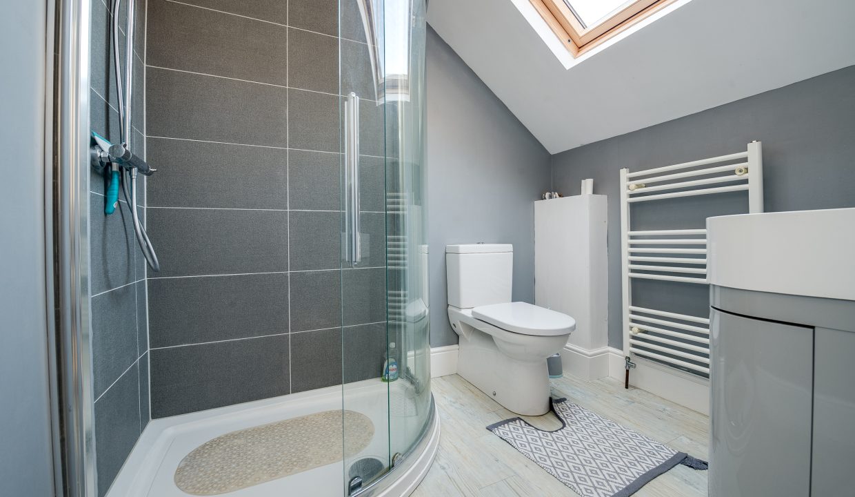 Flat 3, 42 Whitwell Road, Southsea 04.11.22-46