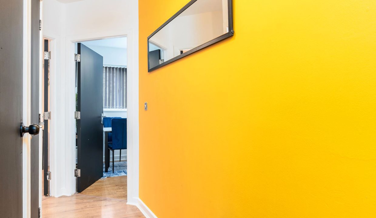 bright-hallway-interior-serviced-accommodation