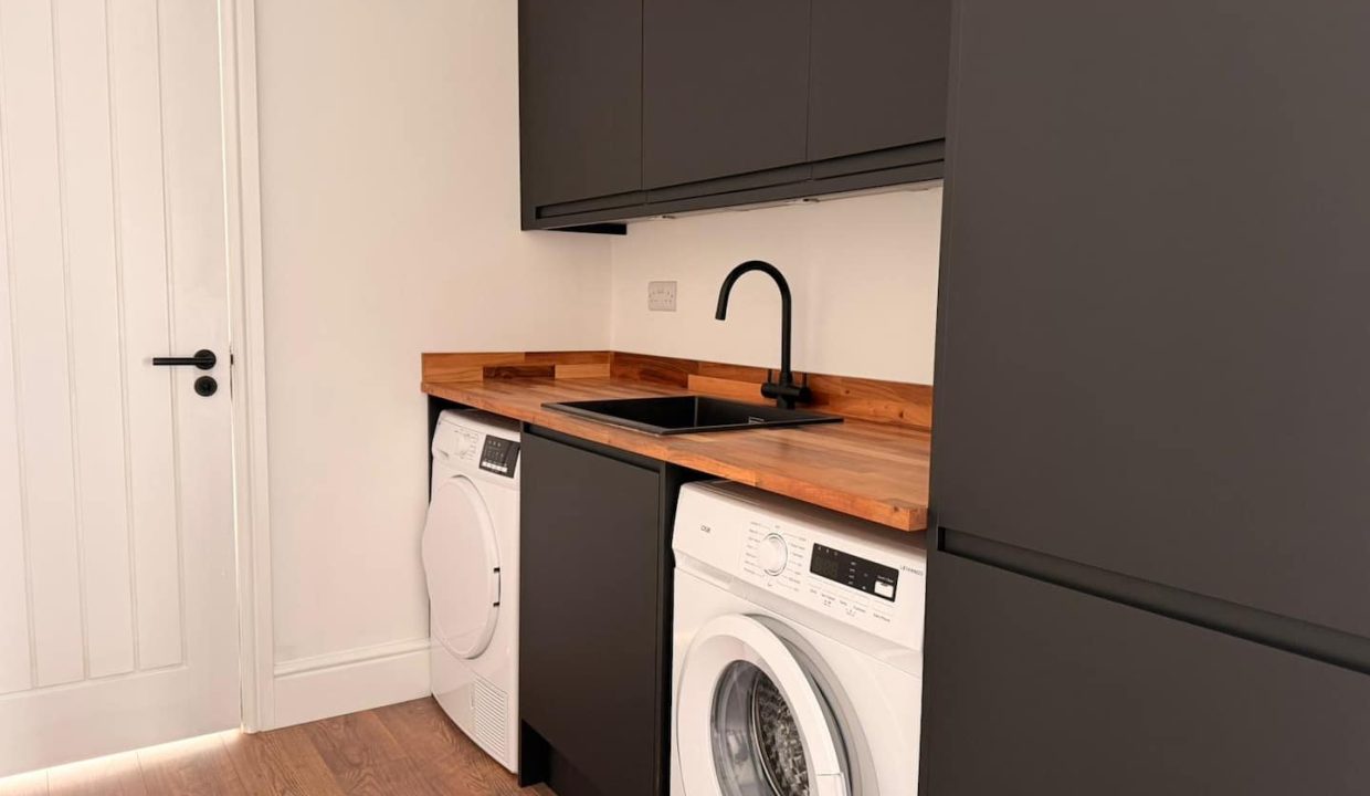 d1e1bc9d-1f05-4065-b25d-4fbdeb44e00d[1]